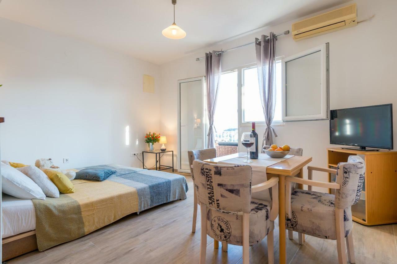 Lily'S Apartments Дубровник Екстер'єр фото